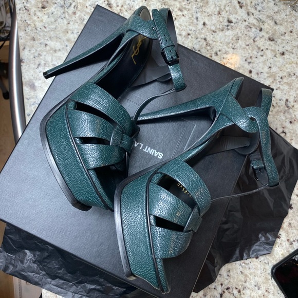 Yves Saint Laurent Tribute Heels - Picture 3 of 5